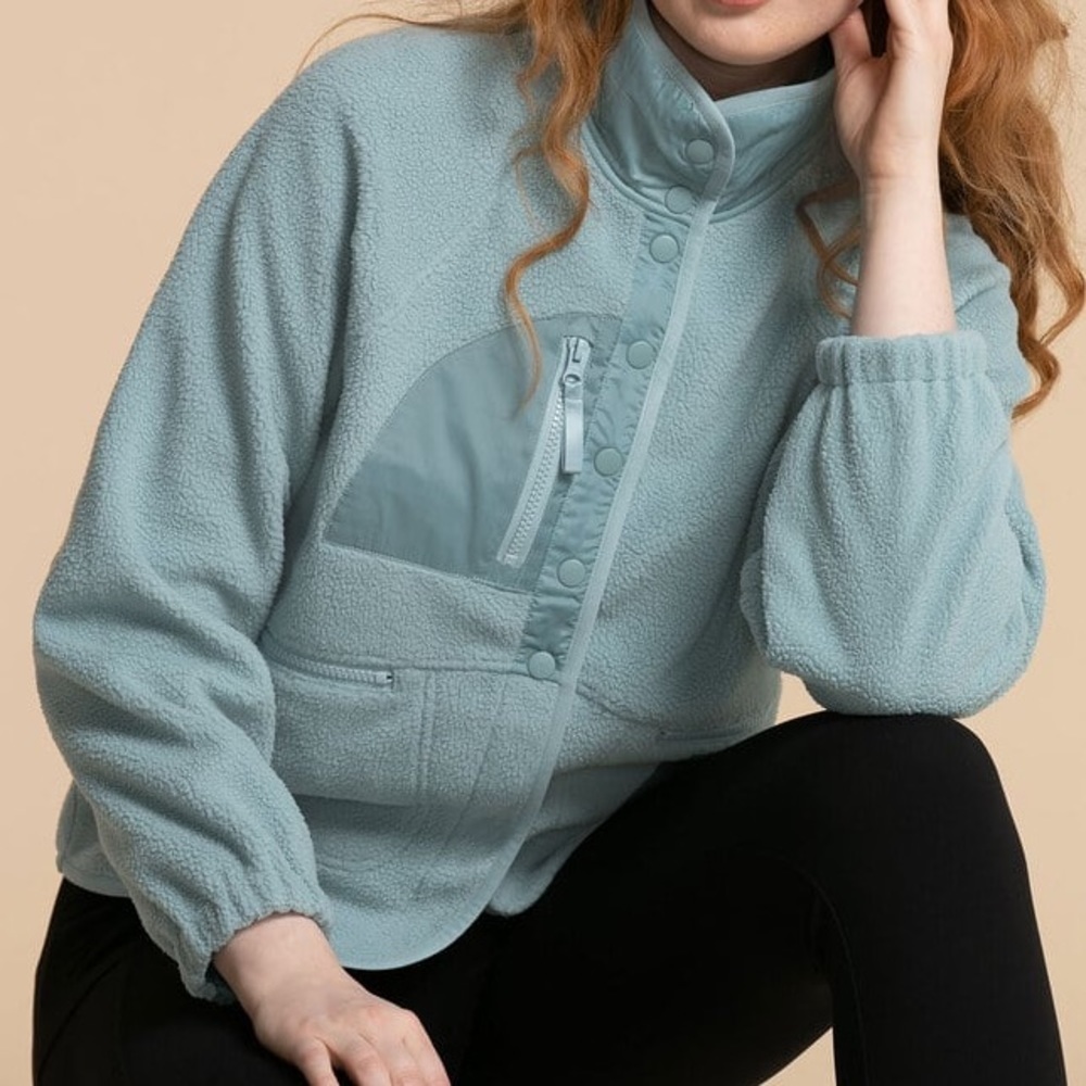 New with tags, Ricki's cozy fleece jacket, Medium, beautiful blue, warm and cozy